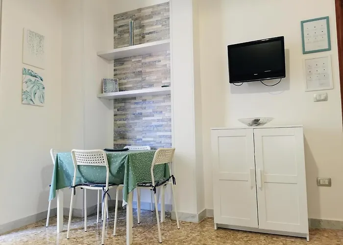 Gallipoli, Lido San Giovanni, 5 Posti Letto *